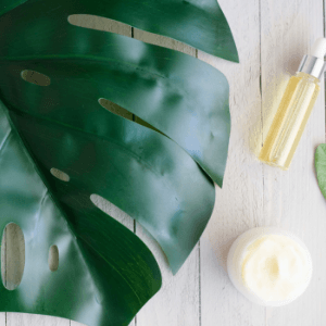 4 reasons you should include Hyaluronic Acid in your Skincare Routine