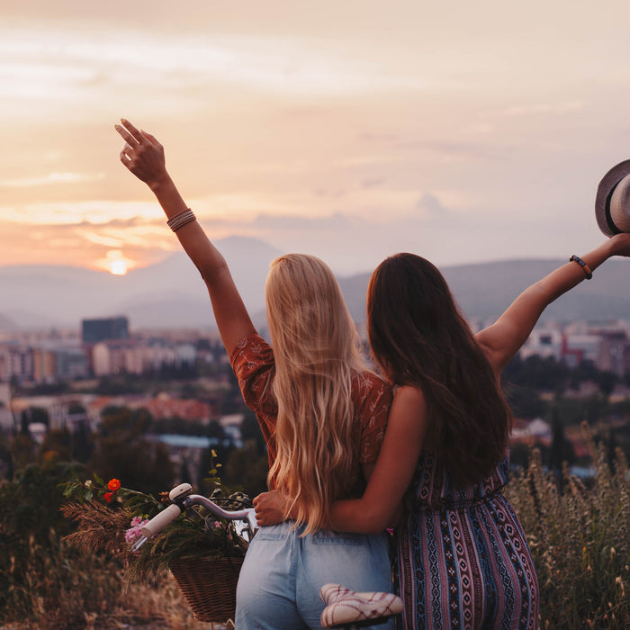 Anti-Pollution Natural Skincare Essentials for City Exploring
