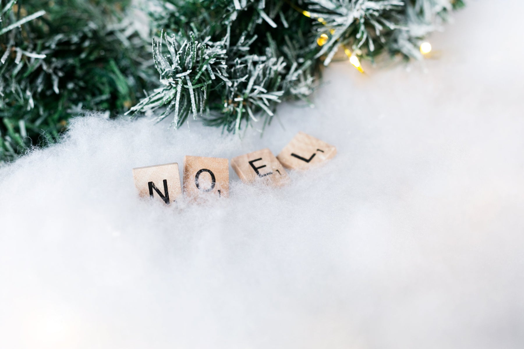 How to Have a Plastic-free Christmas